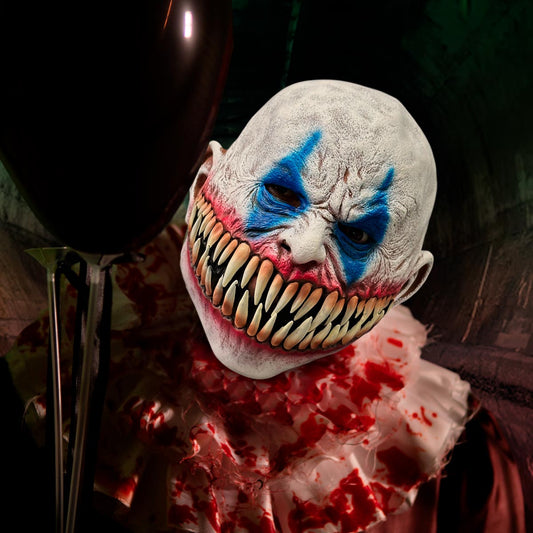 Conviértete en el payaso más temido de la noche